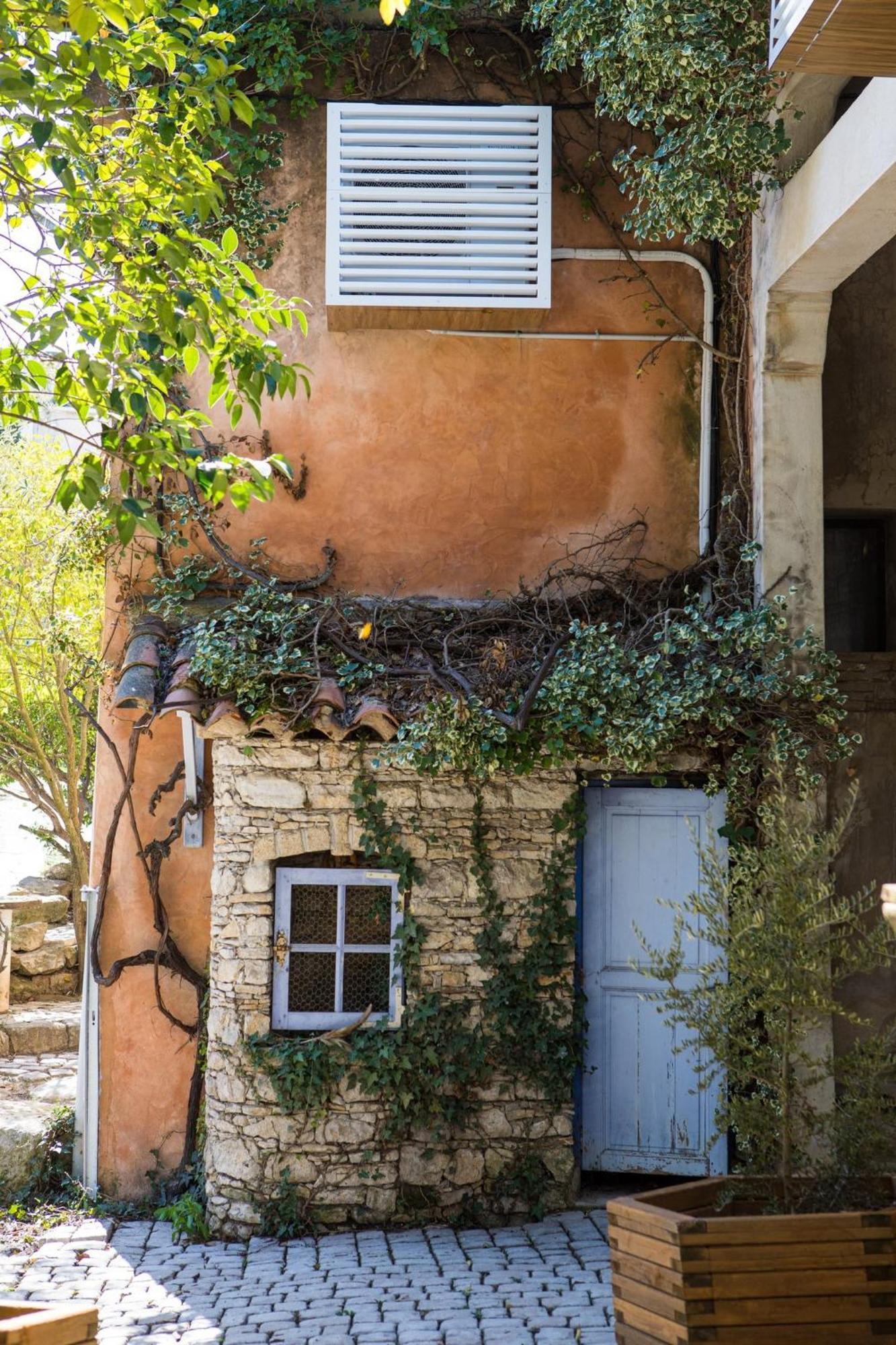 In Provence Hotel - Experience Atypique Венель Экстерьер фото